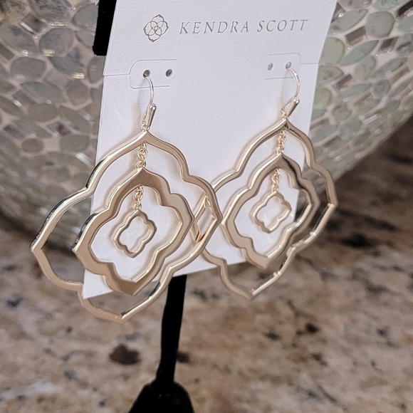 Rare Kendra Scott Gold Logo Statement Earrings - Picture 4 of 12